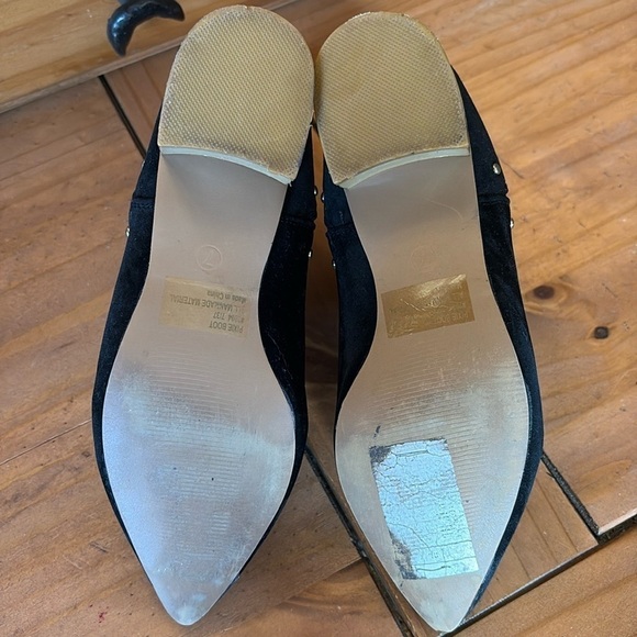 Black velvet studded slip on shoes boots booties block heel size 7 - Picture 9 of 16